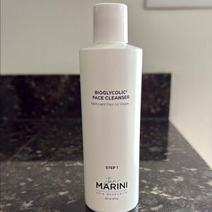 Jan Marini Bioglycolic Face Cleanser - brand new with samples